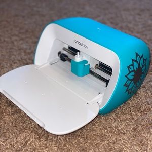 Cricut joy barely used
